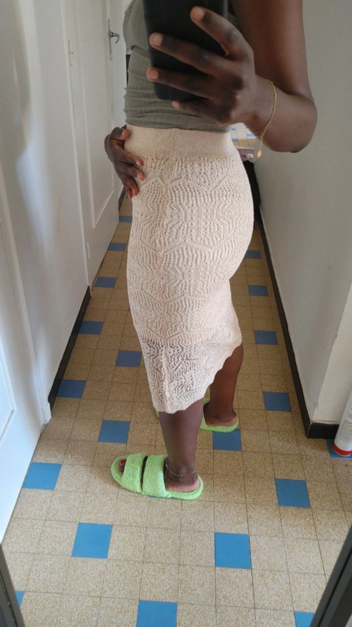 Jupe en crochet dentelle doublé et ajouré beige - photo numéro 2