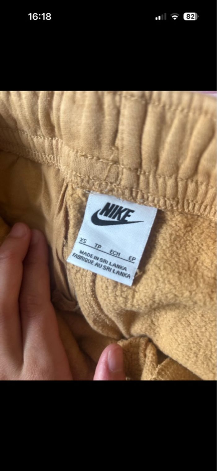 Jogging, Nike, jaune, moutarde - photo numéro 2