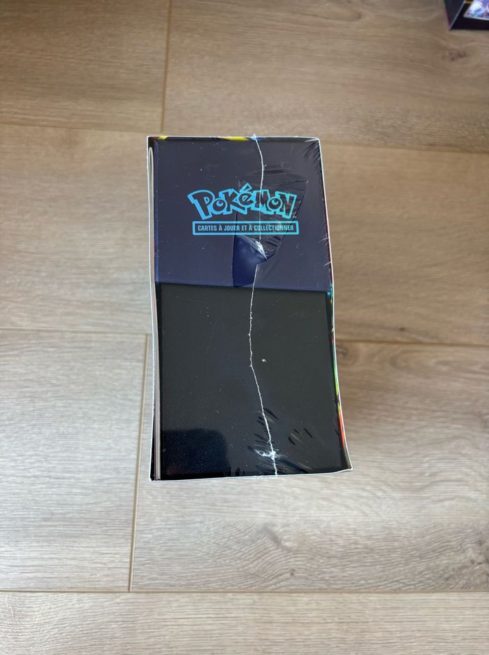 ETB ME02 Flammes Fantasmagoriques Défaut scellage - photo numéro 2