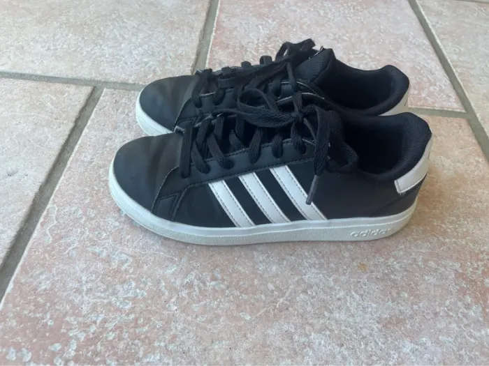 Basket Adidas - photo numéro 3