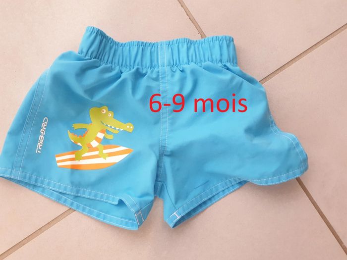 1 short de bain bleu 6-9 mois marque tribord 64/71 cm