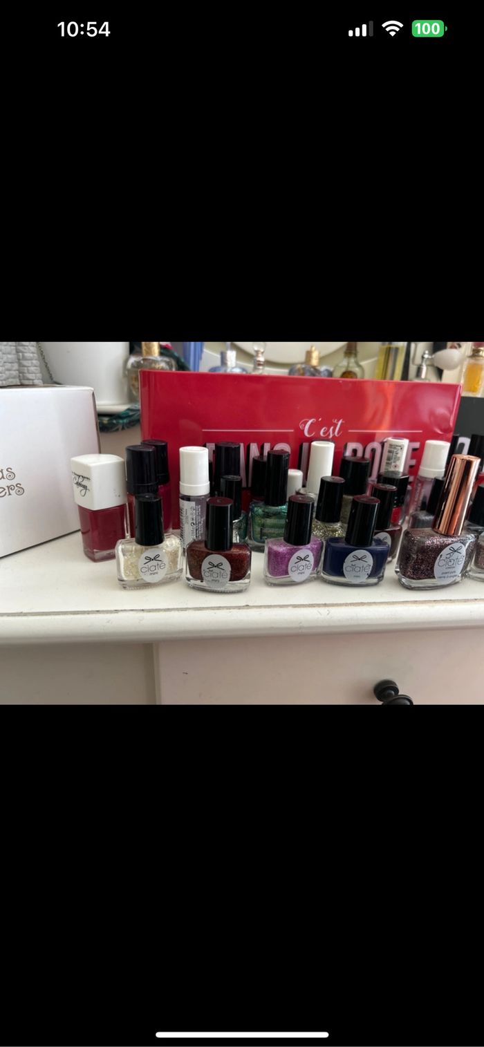 Lot de 40 vernis + boite offerte - photo numéro 2