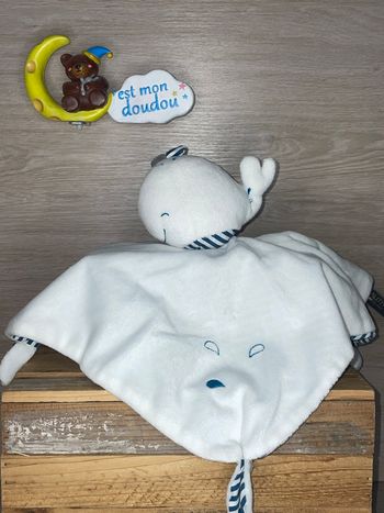 ST45 doudou baleine 🐳 sauthon