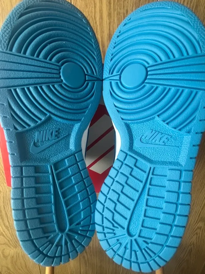 Nike Dunk Low GS White/University Blue – Pointure 38 – Neuf - photo numéro 11