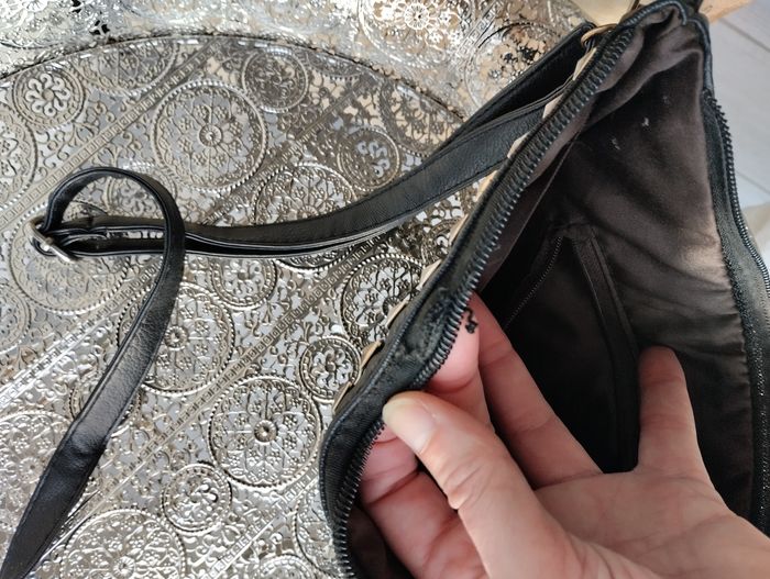 Pochette simili cuir 🖤 - photo numéro 6