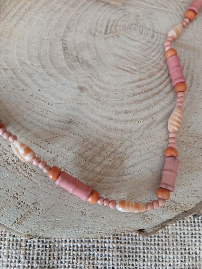 Collier rose et coquillages - photo numéro 2