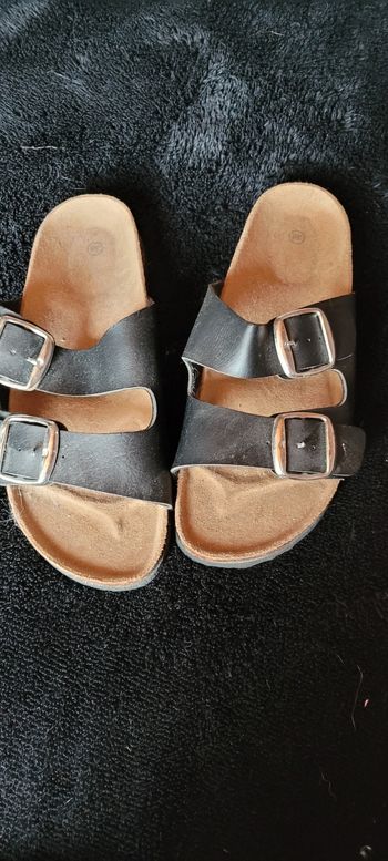 Sandales