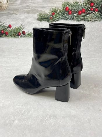 Bottines noires à talon neuves 41