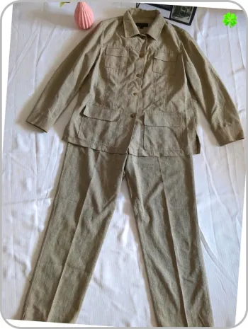Sublime ensemble tailleur pantalon