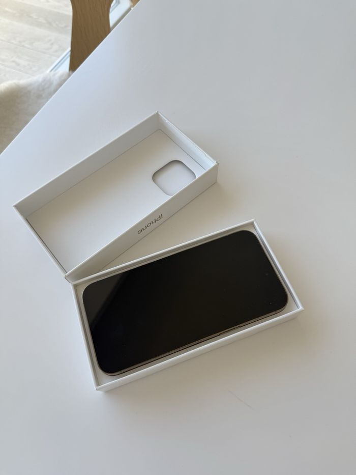 I P h o n e 14 pro max - photo numéro 3