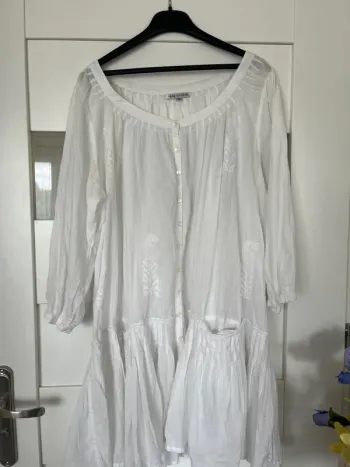Robe tu