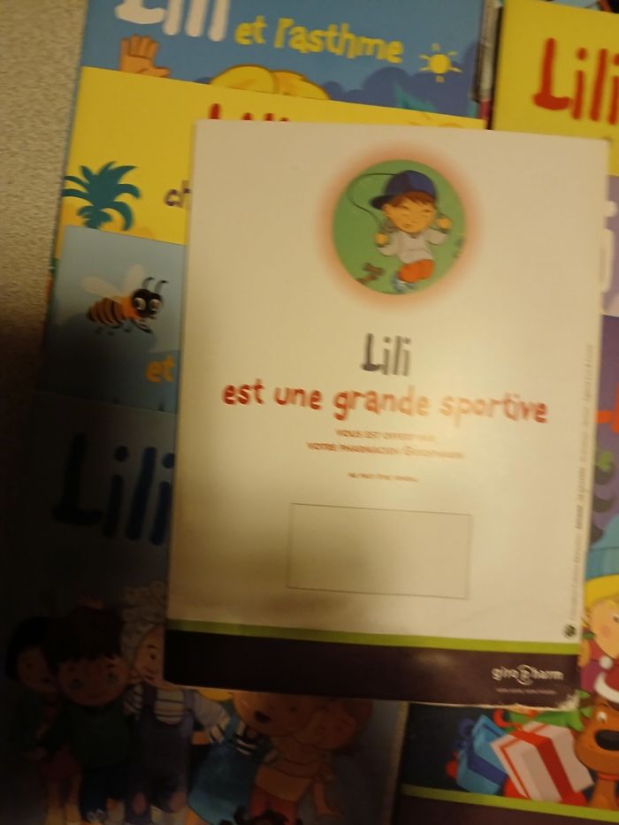 16  petits Livre de lili - photo numéro 4
