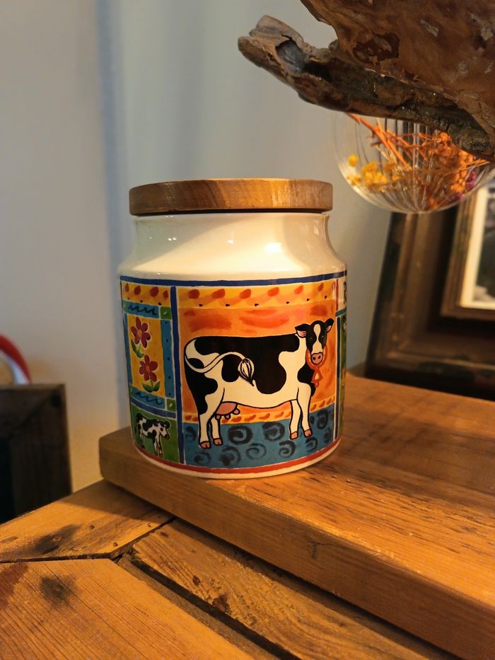 Joli pot à conservation où déco