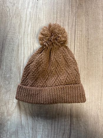 Bonnet à pompons 2/3 ans