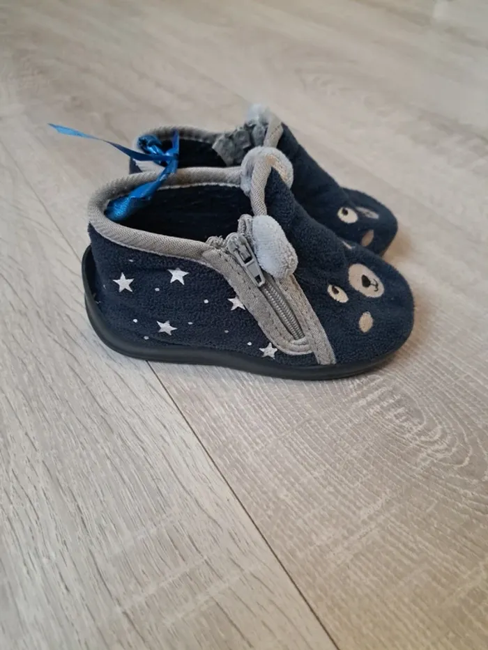 Chausson taille 20 - photo numéro 3
