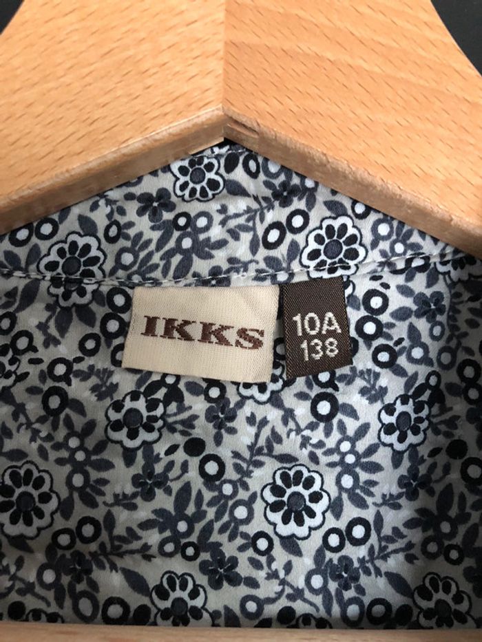 Chemise / blouse fleurie tons gris IKKS 10 ans - photo numéro 4