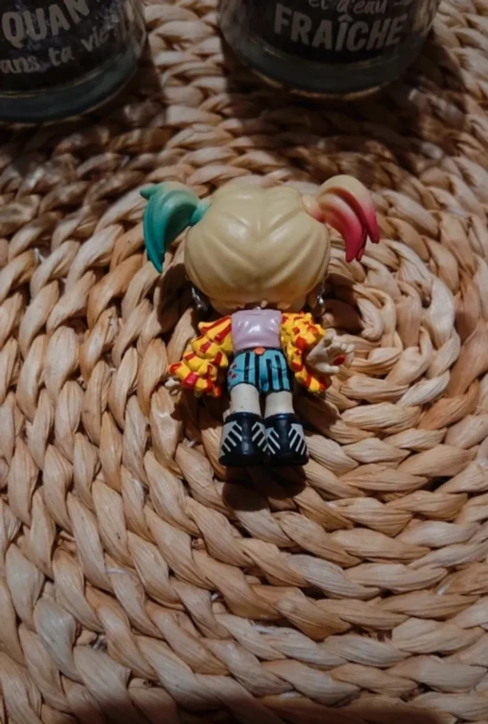 Figurine harley quinn birds of prey "funko mystery" - photo numéro 2