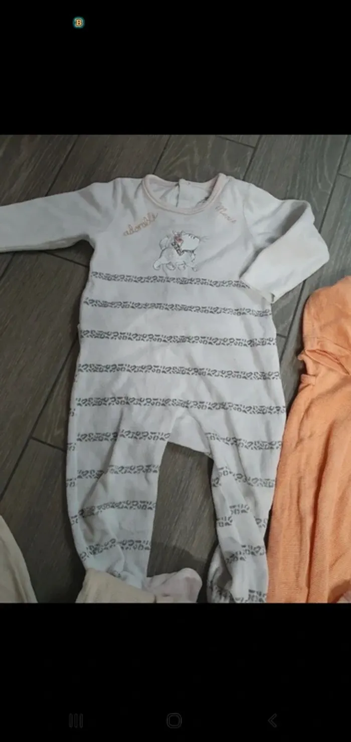 Lot de 3 pyjamas bébé fille 23 mois - photo numéro 3