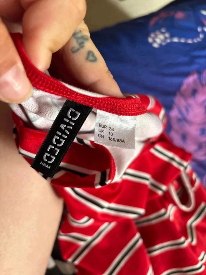 Robe très courte taille 38 marque h&m - photo numéro 3