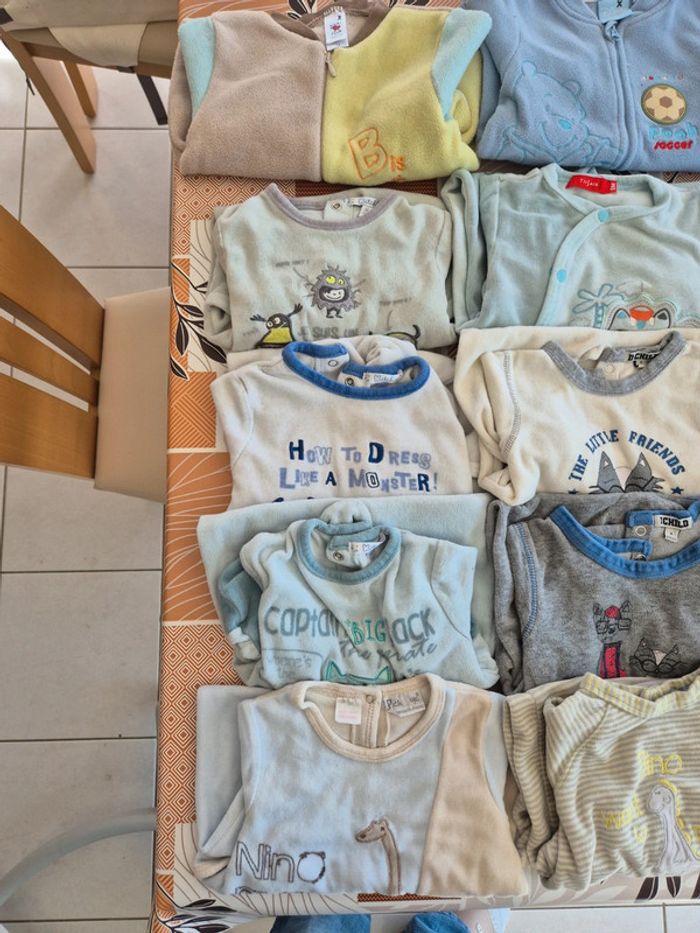 Lot de 15 pyjamas - photo numéro 2