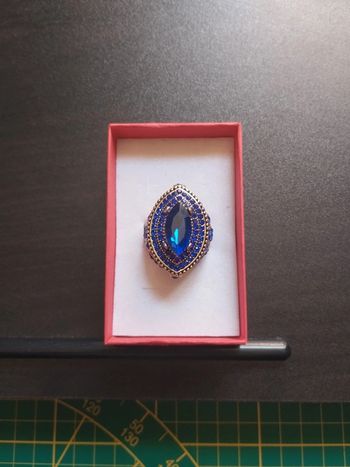 Bague vintage Marquise avec coffret cadeau