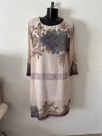 Robe, 763