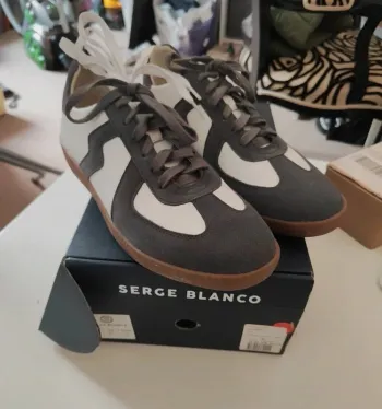 Baskets Serge Blanco 42