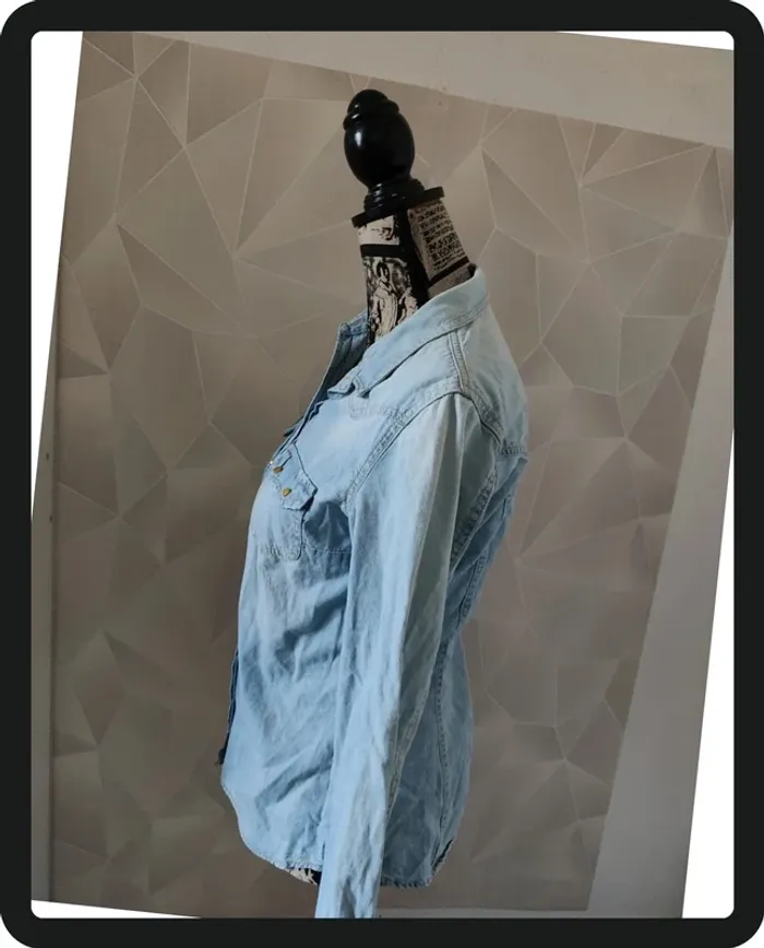 Chemise en jean - photo numéro 2