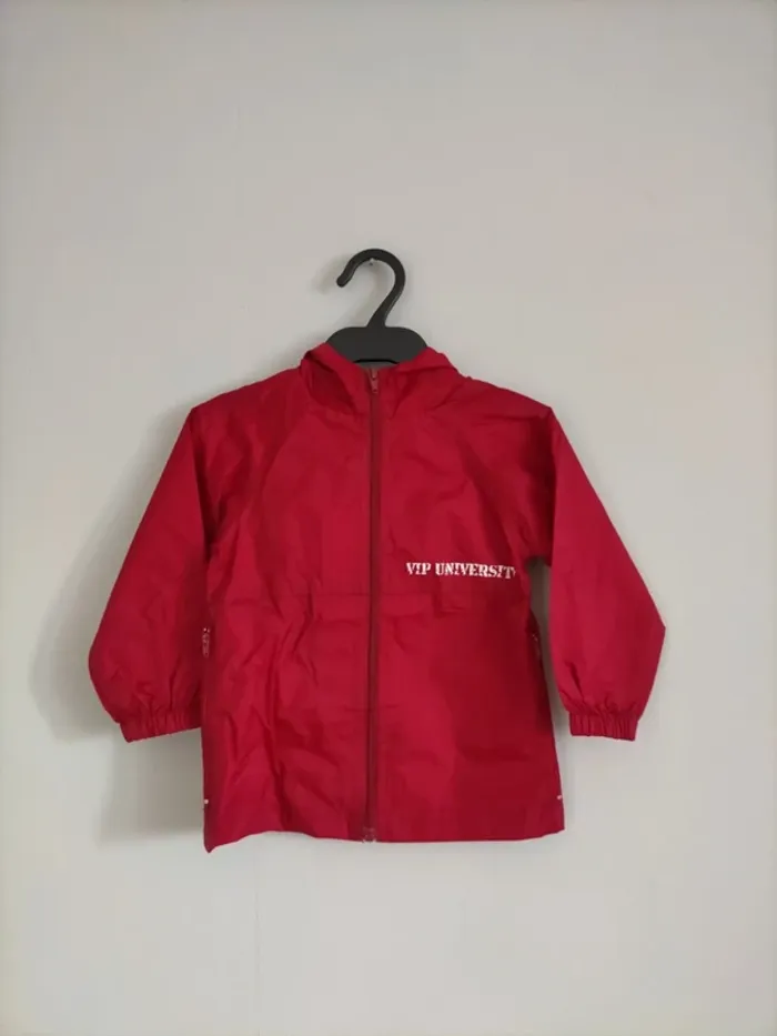 Parka rouge garçon
