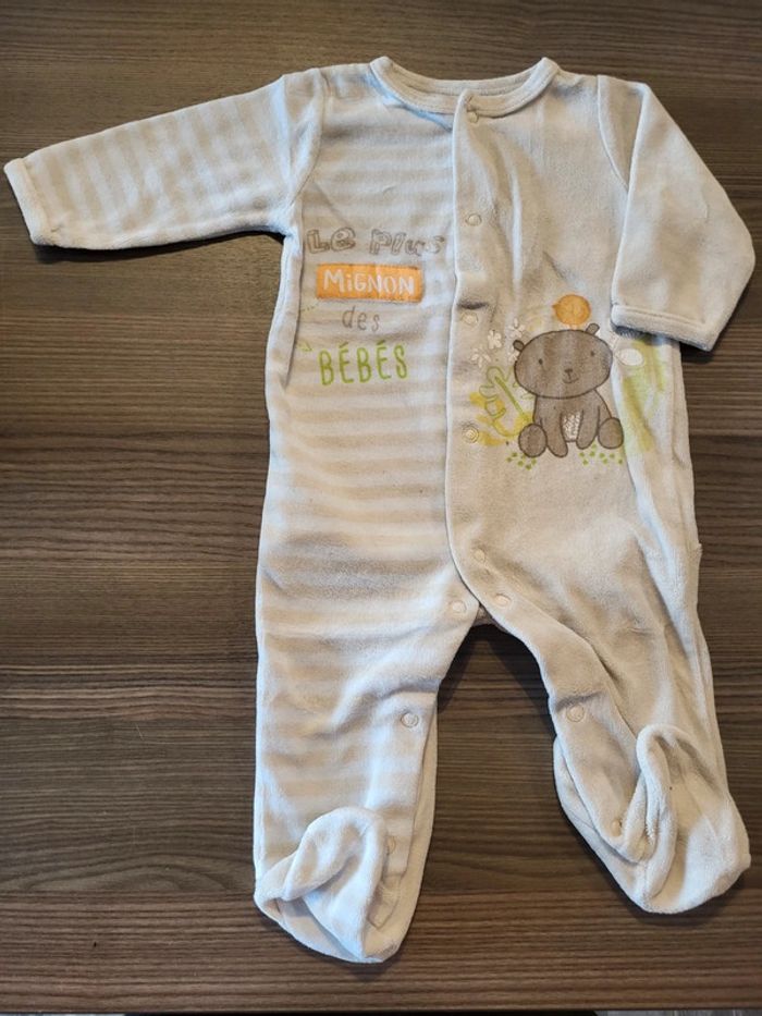 Pyjama taille 6 mois