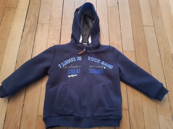 Sweat zippé a capuche chaud (2/3A)