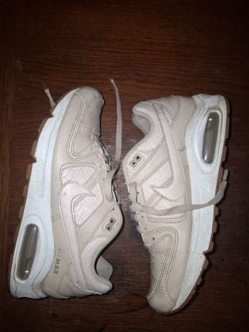 Chaussure Nike femme beige taille 38.5