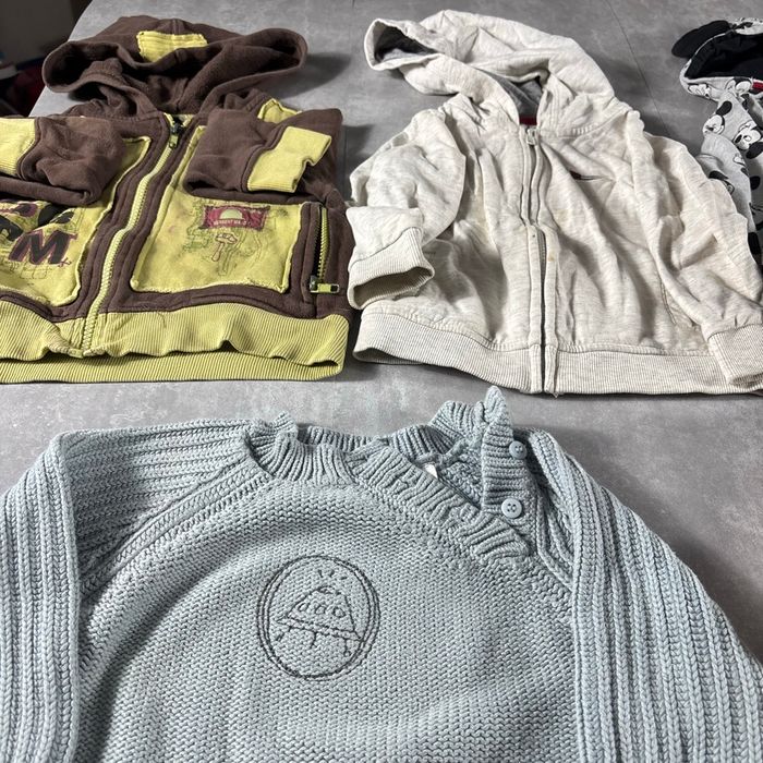 Lot 5 pull gilets taille 24 mois - photo numéro 2