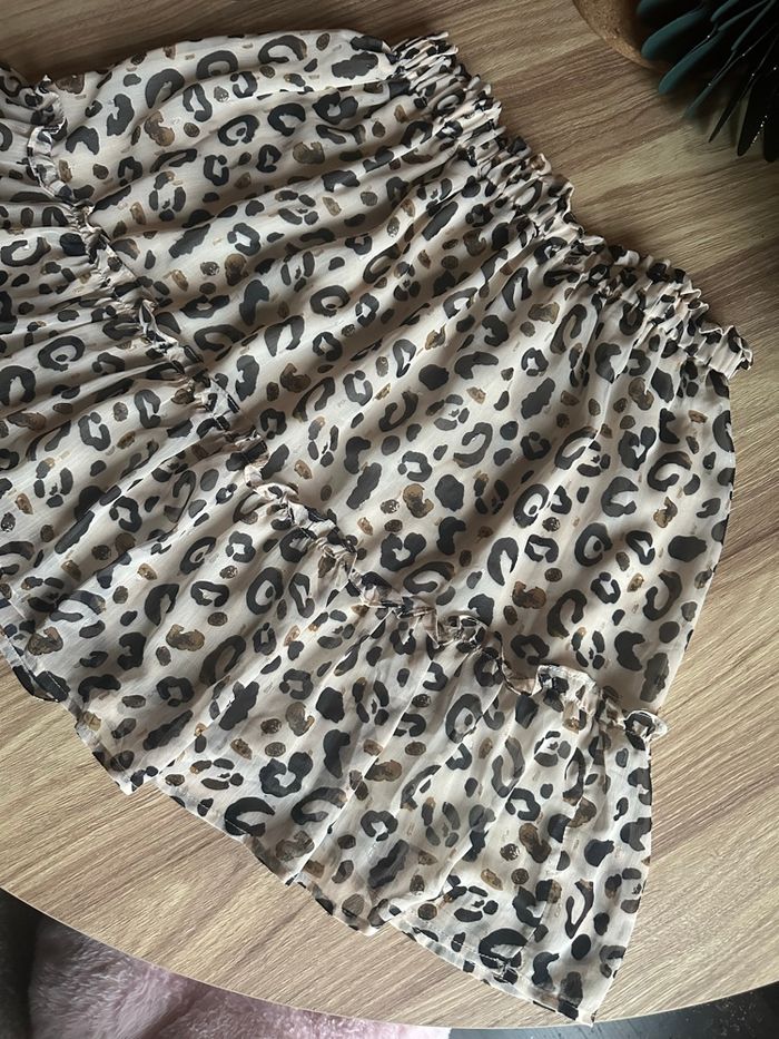 Jupe léopard beige neuve à volants