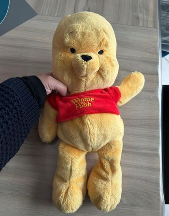 Peluche Winnie l’ourson