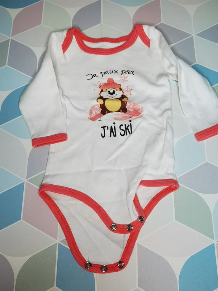 D3876 - lot de 4 bodies fille 6 mois - photo numéro 2