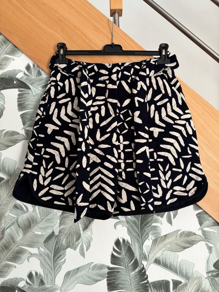Short en tissu matelassé imprimé noir et blanc Atelier Rêve neuf