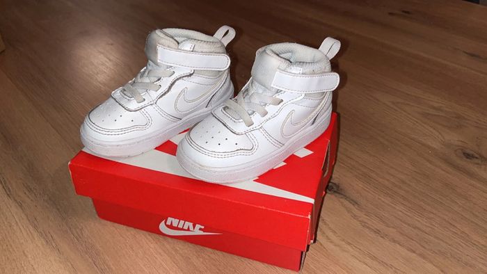 Basket montante Nike