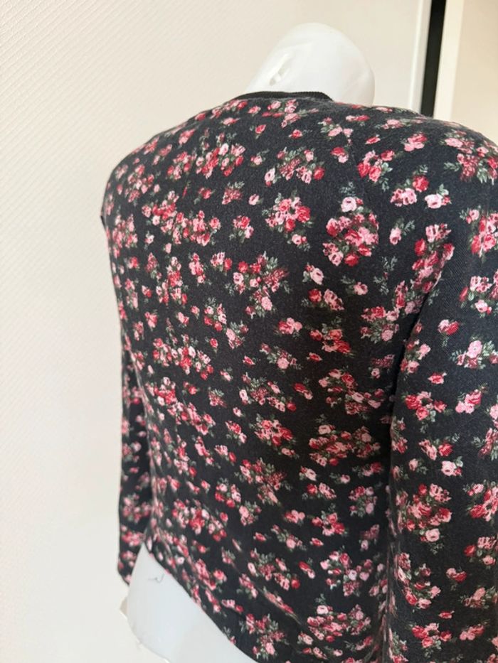 Bombers à fleur en bon état taille XS Bershka - photo numéro 4