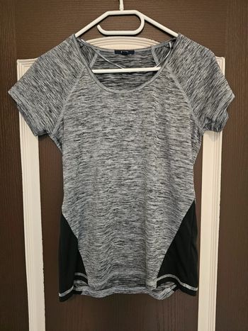 Tee shirt