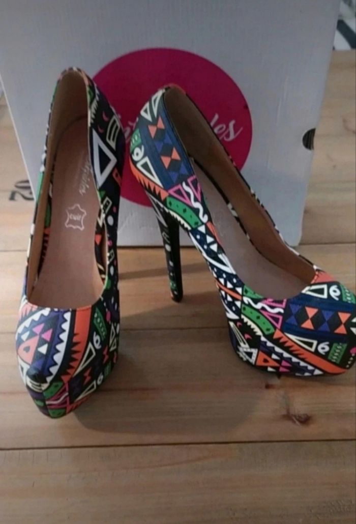 Magnifiques escarpins plateforme faits main 🇫🇷✨ - photo numéro 4