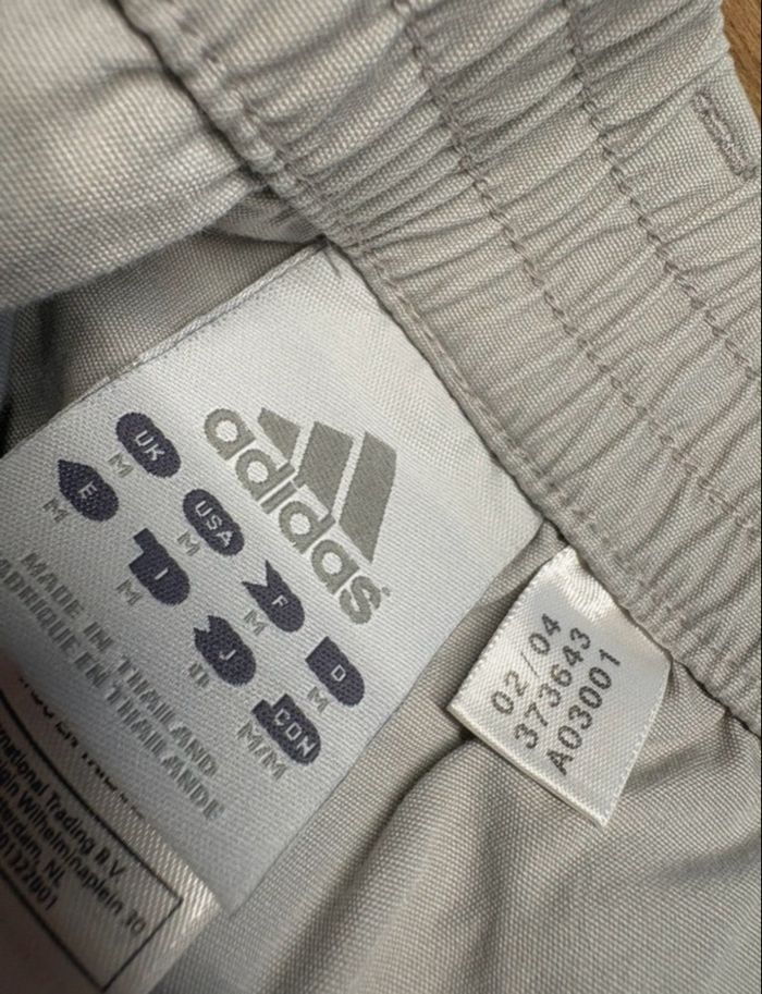 Vintage short adidas . Un pur style Y2K / Gorpcore - photo numéro 5