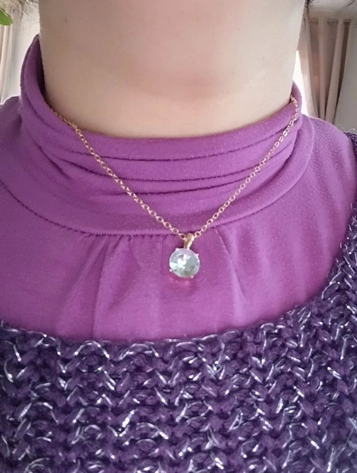 Chaine avec pendentif - photo numéro 4