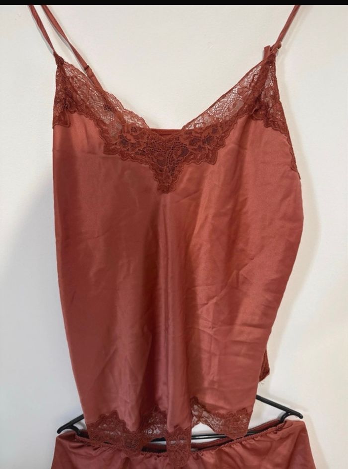 Ensemble de nuit - photo numéro 2
