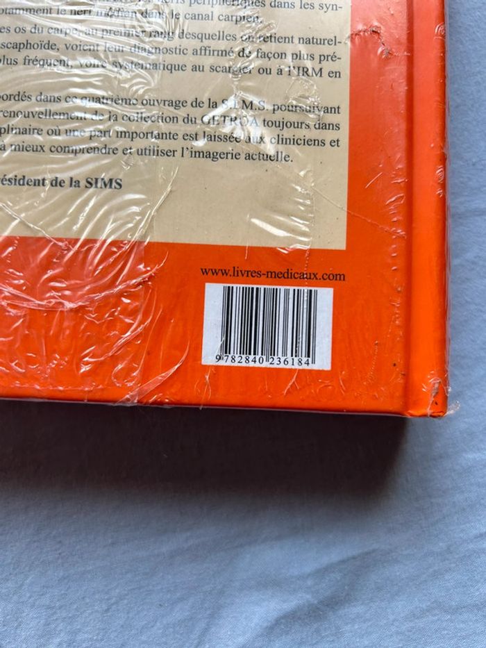 Livre « poignée main » neuf sous cellophane - photo numéro 3