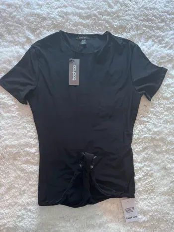 Body à manches courtes Boohoo noir – Double couche – Taille 38 – Neuf avec étiquette