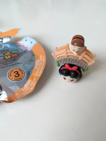 Tsumtsum série 3 blanche neige