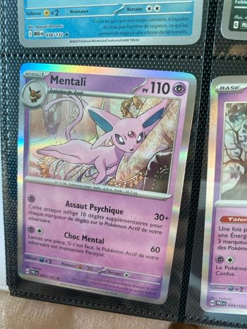 Carte Pokémon holographique neuf