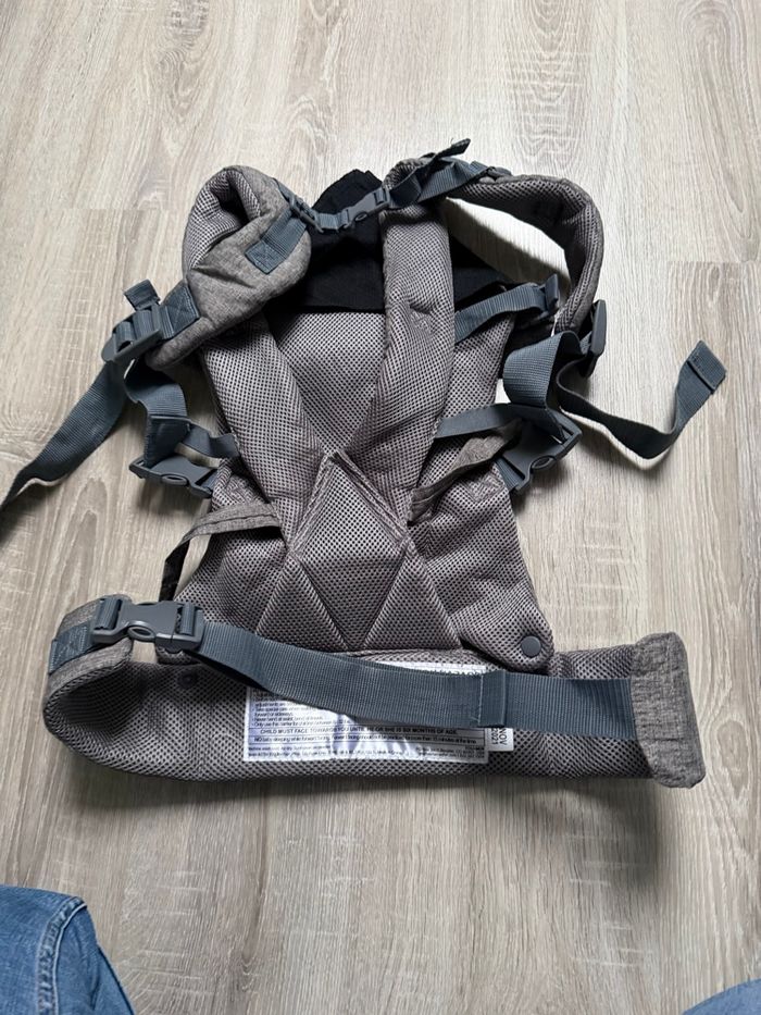 Porte bébé - photo numéro 2