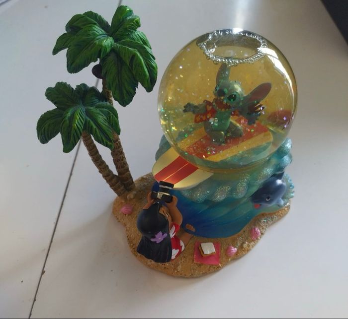 Snowglobe Lilo et stigch photographe rare - photo numéro 6